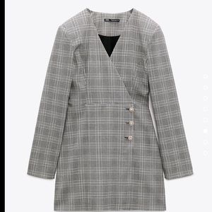 Brand New ZARA blazer dress size XL.